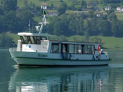 Klein, charmant und persönlich: Die MS Seerose eignet sich ideal für kleinere Gesellschaften und ruhige Fahrten über den See.